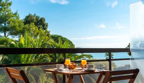 Seaside Double Room with terrace