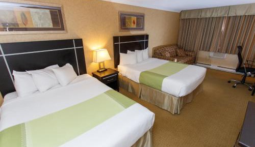 Queen Room with Two Queen Beds