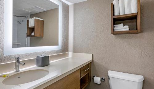 Two-Bedroom Suite with Two Bathrooms and Mobility Accessible Tub - Non-Smoking