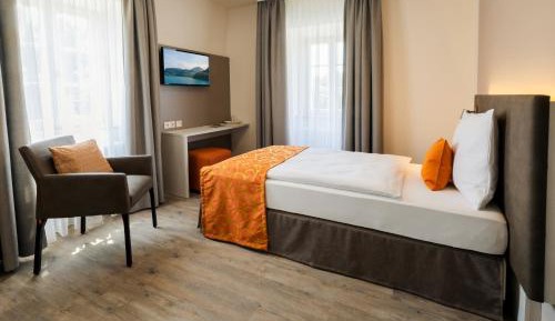 Deluxe Single Room