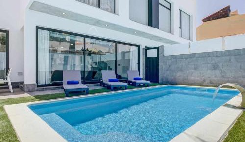 Deluxe Villa