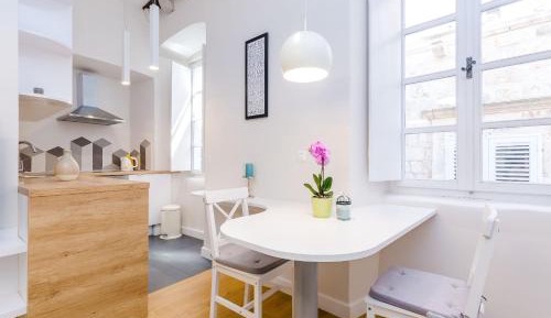 Studio Apartment - Second Floor