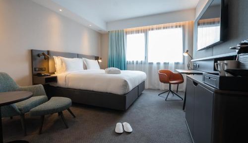 Premium King Room