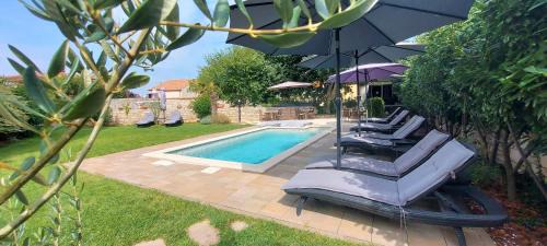 Double or Twin Room with Terrace
