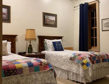Double or Twin Room with Bathroom