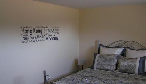 Queen Room with Shared Bathroom