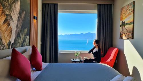Double Room with Balcony and Sea View