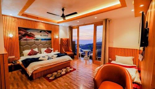 Triple Room with Balcony
