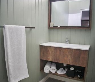 Premium Queen Room