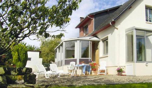 Three-Bedroom Holiday Home 