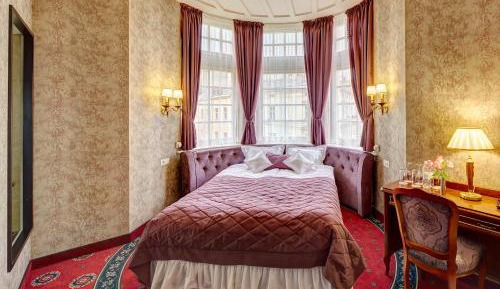 Presidential Suite with Balcony