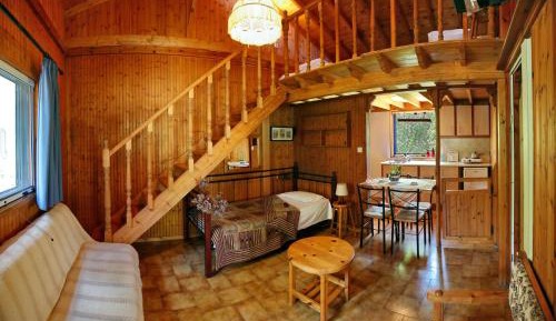 Bungalow (5 Adults)