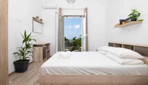 Studio Apartment with Sea View
