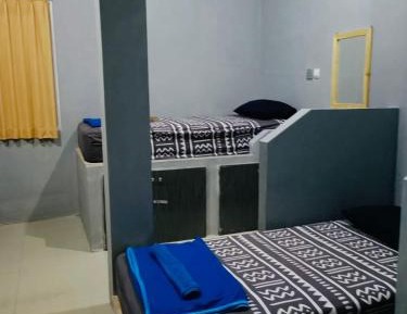 Mixed Dormitory Room