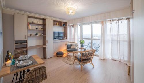 Studio with Balcony