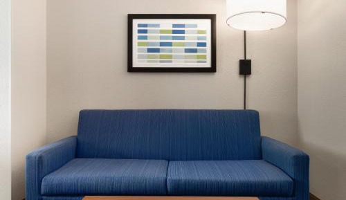 One-Bedroom King Suite with Sofa Bed