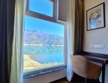 King Room with Lake View