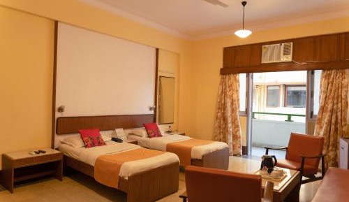 Deluxe Partial Sea View with Balcony 