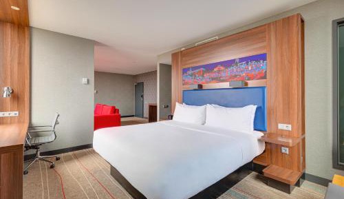 Skyloft Suite