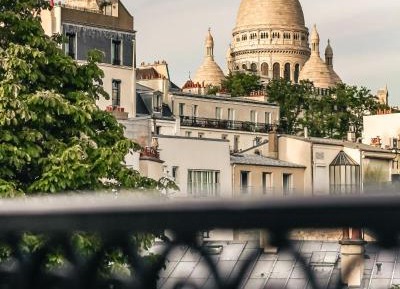 Superior Triple Room with Sacre Coeur View 