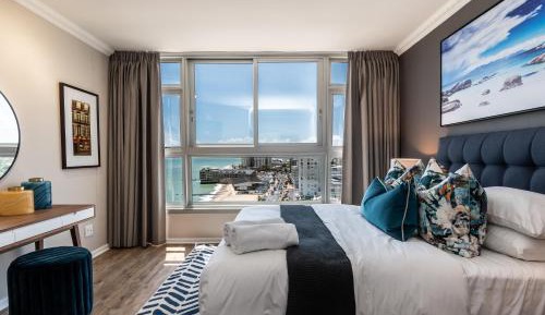 Three-Bedroom Apartment with Sea View