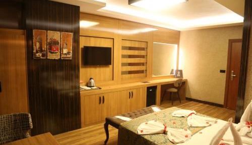 Large Single Room