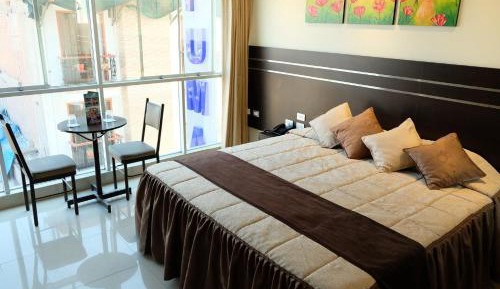 Deluxe King Room