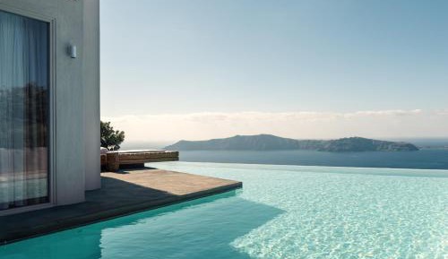 Infinity Pool Suite with Caldera View