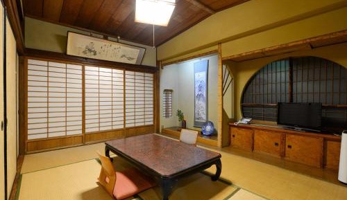 Japanese-Style Quadruple Room