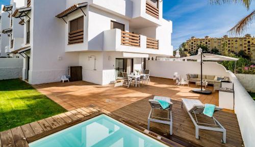 Apartment with Terrace