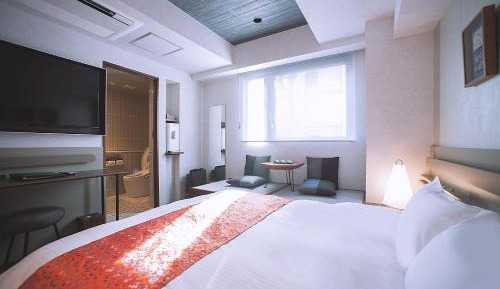 Queen Suite