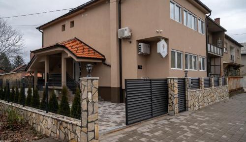 Double or Twin Room with Private Bathroom
