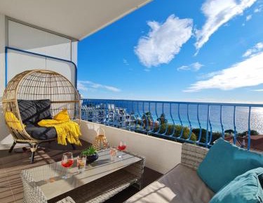 Apartment with Sea View