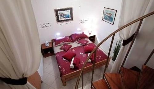 Apartment - Split Level