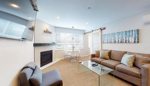Two Bedroom Apartment 