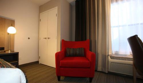 King Suite - Disability Access
