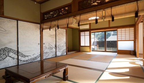 Japanese-Style Room
