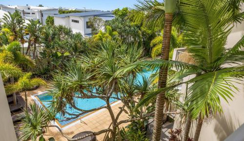  Three-Bedroom Apartment with Garden View (1310)