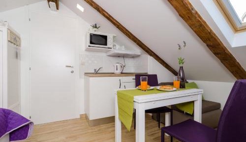 Comfort Studio Apartment with Side Sea View