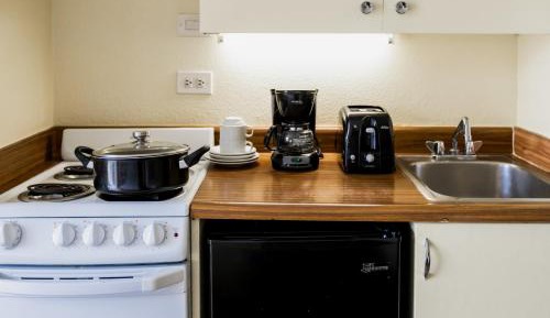 City View Deluxe One King with Kitchen