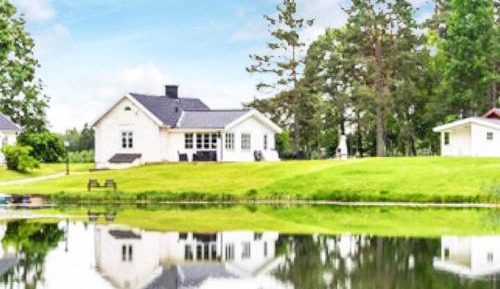 Two-Bedroom Holiday Home