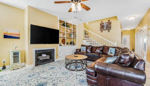 Four bedroom holiday home 