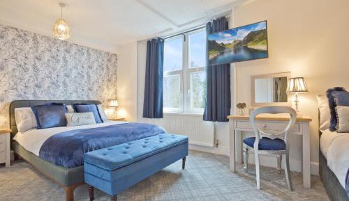 Large Double or Twin Room