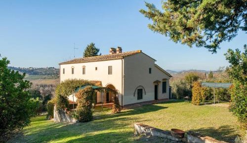 One-Bedroom Holiday Home