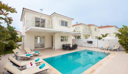 Villa with Private Pool