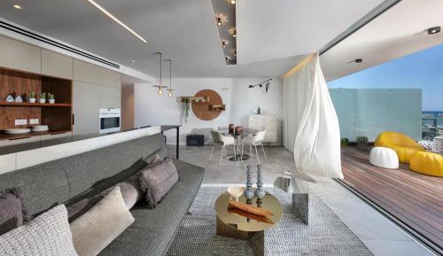 Apartment with Sea View