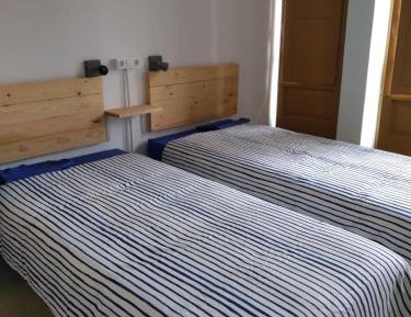 Standard Twin Room with Shared Bathroom
