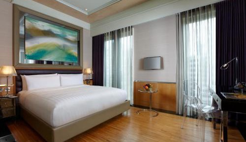 Grand Deluxe King Room