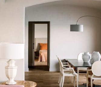 Two-Bedroom Apartment with Sea View (Rosa)