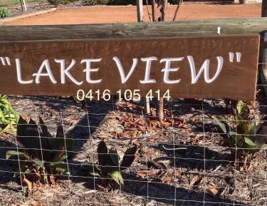 Apartment with Lake View